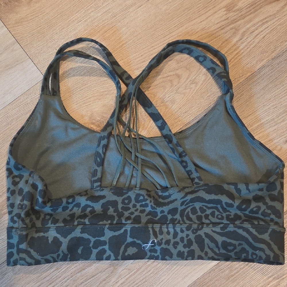 3 For 15 Leopard Print Sports Bra - Picture 2 of 4